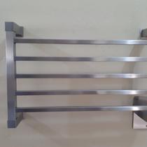 Toalheiro Elétrico Clean Inox Escovado Bivolt e Bilateral Toalheiro Elétrico Clean Inox Escovado Bivolt e Bilateral