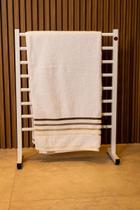 Toalheiro Térmico, Aquecedor de Toalha Grande de Chão Branco com Seletor 110 220 Toalheiro Térmico, Aquecedor de Toalha Grande de Chão Branco com Seletor 110 220