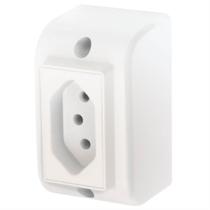 Tomada 2p+t 10a 250 Volts Sobrepor - 2549 - Fame Tomada Padrao 2p+t 10a Sobrepor Fame 2549