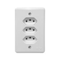 tomada 3 tripla de embutir 4x2 2 pino + Terra 250V 10A - Ilumi tomada 3 tripla de embutir 4x2 2 pino + Terra 250V 10A - Ilumi