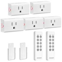 Tomada de controle remoto SURAIELEC 5 tomadas 2 controles remotos 15A 30m Tomada de controle remoto SURAIELEC 5 tomadas 2 controles remotos 15A 30m