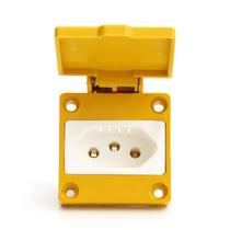Tomada de Embutir com Tampa Padrão Brasileiro 20A 2P + T IP44 Amarelo 172/AM Strahl Tomada de Embutir com Tampa Padrão Brasileiro 20A 2P + T IP44 Amarelo 172/AM Strahl