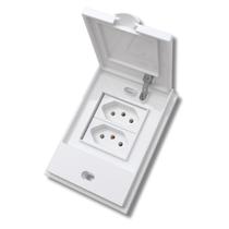Tomada Dupla 20a Áreas Úmidas Externa Jardim Piscina - B.lux