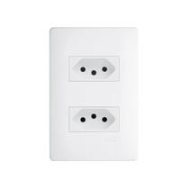 Tomada Dupla Fame Habitat 2P+T 20A com Placa 4x2 Branco