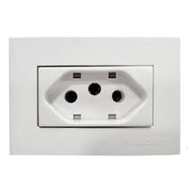 Tomada Embutir 2P+T 20A 250V P/Movel 70X70 EB SLEEK Branca Tomada Embutir 2P+T 20A 250V P/Movel 70X70 EB SLEEK Branca