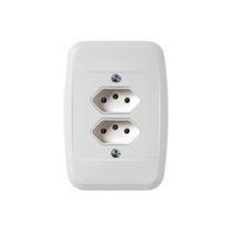 Tomada Embutir 3P Dupla C/Placa - Pezzi 10A Tomada Embutir 3P Dupla C/Placa - Pezzi 10A