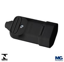 Tomada Extensão Plug 2P 20A Com Sistema Prensa Cabos Preto Tomada Extensão Plug 2P 20A Com Sistema Prensa Cabos Preto