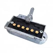 Tomada luz femea carreta