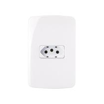 Tomada MarGirius B3 2P+T 20A com Placa 4x2 Branca Tomada MarGirius B3 2P+T 20A com Placa 4x2 Branca