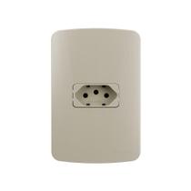 Tomada Margirius B3 Colors 2p+t 10a Com Placa 4x2 Pérola Tomada Margirius B3 Colors 2p+t 10a Com Placa 4x2 Pérola