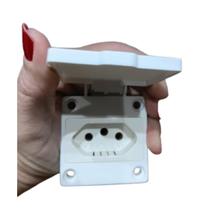 TOMADA MODULAR EMBUTIR JCTMC20W 2PINOS T 20A TAMPA BRANCA 250Vca TOMADA MODULAR EMBUTIR JCTMC20W 2PINOS T 20A TAMPA BRANCA 250Vca