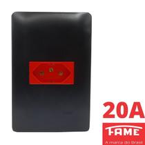 Tomada Padrão 2P+T 20A Vermelha Com Placa Habitat Black FAME