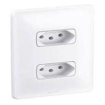 Tomada Pial Zeffia Dupla 2P + T 10A 250V Com Placa Branca Tomada Pial Zeffia Dupla 2P + T 10A 250V Com Placa Branca