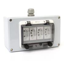 Tomada Quadrupla 110V à prova D'Água com Visor Basculante 20A 2P+T IP67 STRAHL