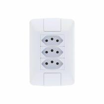 Tomada Tripla 2P+T 10A 57241/076 ARIA - Tramontina