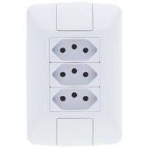 Tomada Tripla 2P+T Placa Aria Branca 20A Tramontina Elétrica Tomada Tripla 2P+T Placa Aria Branca 20A Tramontina Elétrica