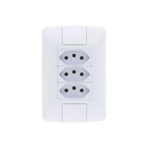 Tomada Tripla Modelo 2P+T 20A Referência 57241/079 Linha ARIA Marca Tramontina - Tramontina Tomada Tripla Modelo 2P+T 20A Referência 57241/079 Linha ARIA Marca Tramontina - Tramontina