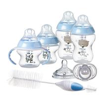 Tommee Tippee Newborn Baby Mamão De alimentação Conjunto - Inclui mamilos semelhantes a peito, mamadeiras, chupeta recém-nascida, escova de limpeza de garrafas e mamilos -azul, menino (design pode variar)