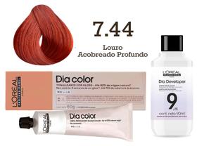 Tonalizante Dia Color 7.44 Louro Acobreado Profundo + Emulsão Reveladora 9v L'Oréal Professionnel Tonalizante Dia Color 7.44 Louro Acobreado Profundo + Emulsão Reveladora 9v L'Oréal Professionnel