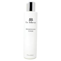 Toner Le Mieux Ácido Hialurônico Iluminador e Hamamélis 180mL Toner Le Mieux Ácido Hialurônico Iluminador e Hamamélis 180mL