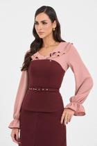 Top Bordô Em Sarja Com Recortes E Cinto Encapado