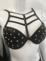 Top com bojo detalhes em spike Top com bojo detalhes em spike