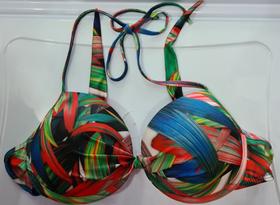 Top de praia com bojo