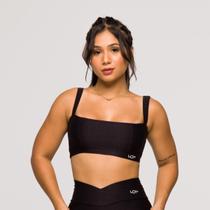 Top Feminino Fitness Poliamida Academia Decote Reto Treinos Top Feminino Fitness Poliamida Academia Decote Reto Treinos