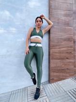 Top feminino
