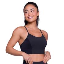 Top Fitness Com Recorte Cirre Bojo Removível Selene Top Fitness Com Recorte Cirre Bojo Removível Selene