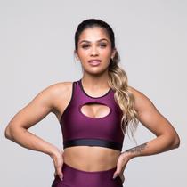 Top Fitness Dily Metalic Malbec Com Decote Para Treino Alta Sustentação Top Fitness Dily Metalic Malbec Com Decote Para Treino Alta Sustentação