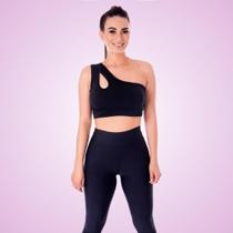 Top Transpassado Preto