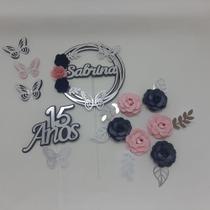 Topo de Bolo 15 anos Flores Duas Cores e Prata personalizado