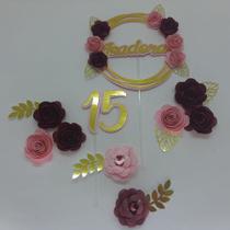 Topo de Bolo 15 anos Flores Pétalas Rosa e Marsala Topo de Bolo 15 anos Flores Pétalas Rosa e Marsala