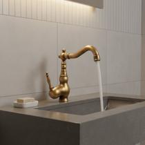 Torneira Banheiro Lavabo Cozinha Bancada Latão Altura Média Giro 360º Cor Bronze Estilo Provençal Antigo Gourmet Torneira Banheiro Lavabo Cozinha Bancada Latão Altura Média Giro 360º Cor Bronze Estilo Provençal Antigo Gourmet