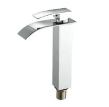 Torneira Cascata Baixa Banheiro Monocomando Metal Cromado Torneira Cascata Baixa Banheiro Monocomando Metal Cromado