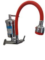 Torneira com Filtro Bica Vermelha Dois Jatos Parede