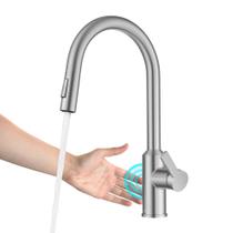 Torneira de cozinha Kraus Oletto sem contato com sensor e bica retrátil 42 cm