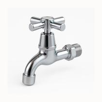 Torneira de Metal Cromado com Saída para Mangueira Ideal para Cozinhas e Áreas Externas