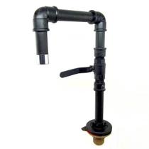 Torneira Design Industrial Preta em PVC com Registro de Esfera Torneira Design Industrial Preta em PVC com Registro de Esfera