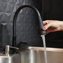 Torneira Gourmet Flexível para Cozinha de Bancada 2 Jatos Preta em ABS Torneira Gourmet Flexível para Cozinha de Bancada 2 Jatos Preta em ABS