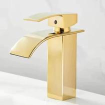 Torneira Lavatório Telca QSM-J3011 Misturador Água Quente Fria Flex Monocomando Acabamento Dourada