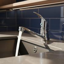 Torneira Metal Bancada Pia Simples Cromada Água Fria Arejador ABS Metal Banheiro Lavabo Lavatório
