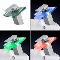 Torneira Monocomando Cascata LED Quadrada Baixa Waterfall 2263 Torneira Monocomando Cascata LED Quadrada Baixa Waterfall 2263