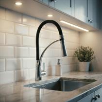 Torneira para Cozinha Gourmet Misturador Monocomando Bancada Mesa V125 Preto e Cromado Vimer