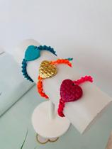 Tornozeleiras Pulseiras de macramê colorido com Coração trabalhado