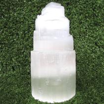 Torre de Selenita Natural 15cm - Cristal com Furo para Base de Luz (Luminária) Torre de Selenita Natural 15cm - Cristal com Furo para Base de Luz (Luminária)
