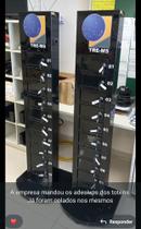 Totem Torre carregamento de celular com sistema cofre