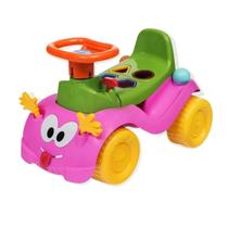 Totokinha Motoca Triciclo Infantil com Peças Geométricas Buzina e Bolinha Didático Menina - Cardoso Toys