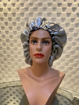 Touca de Cetim Dupla Prata Touca de Cetim Dupla Prata